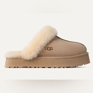UGG Disquette Slippers, Size 5 🤎